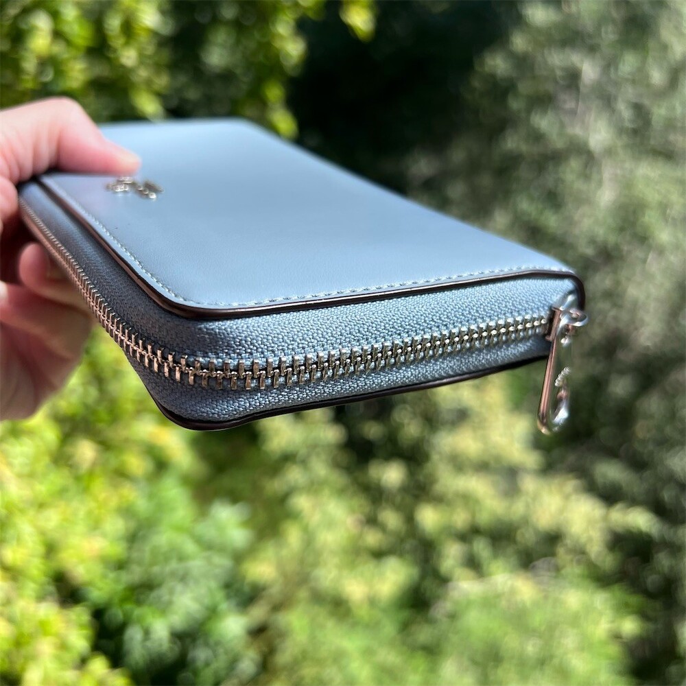 COACH Long Zip-Around Wallet Blue Smooth Leather w Silver Hardware AUTHENTIC - Picture 9 of 13